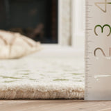 Safavieh Metro 4'-0" x 6'-0" Rug in Green / Ivory