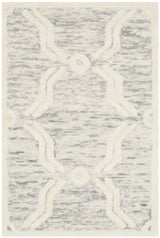 Safavieh Cambridge 2'-0" x 3'-0" Rug in Light Grey / Ivory