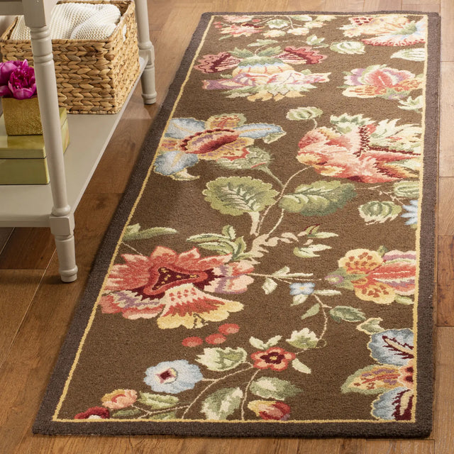 Safavieh Chelsea 2'-6" x 12'-0" Rug in Brown