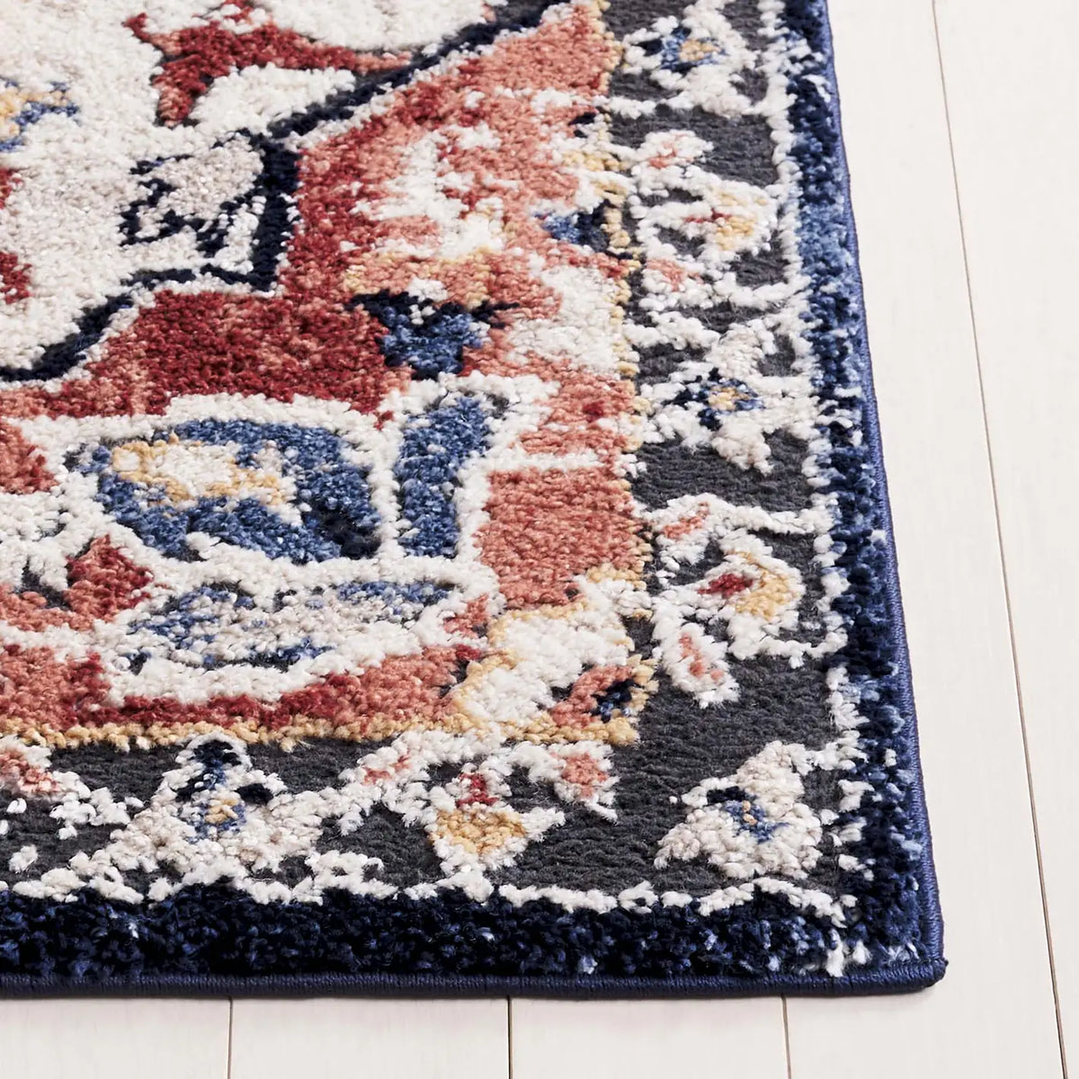 Safavieh Luna 4'-5" x 6'-5" Rug in Navy / Beige Rust