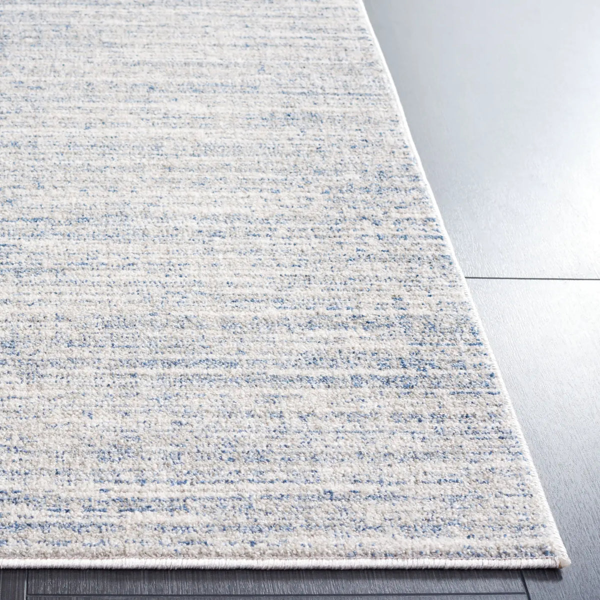 Safavieh Dune 4'-0" x 6'-0" Rug in Blue / Grey