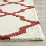 Safavieh Cambridge 5'-0" x 8'-0" Rug in Ivory / Rust