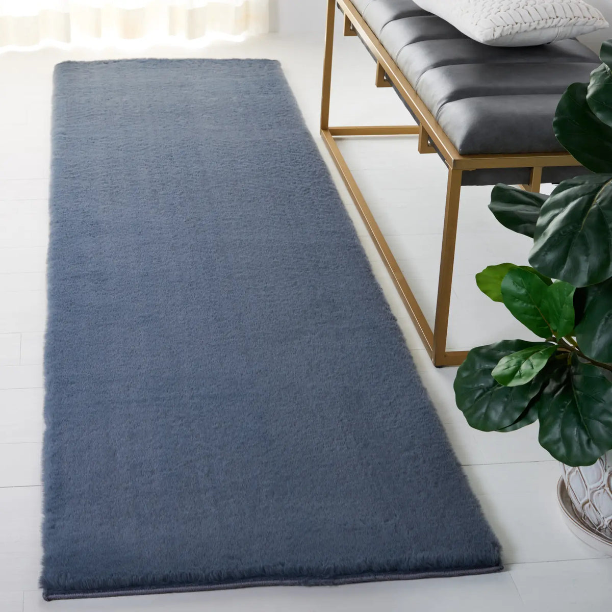 Safavieh Faux Rabbit Fur 2'-3" x 8'-0" Rug in Dark Grey