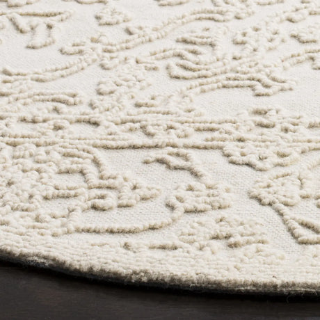 Safavieh Trace 6'-0" x 6'-0" Rug in Ivory