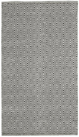 Safavieh Montauk 2'-6" x 4'-0" Rug in Ivory / Navy