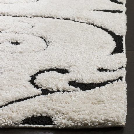 Safavieh Florida Shag 4'-0" x 6'-0" Rug in Ivory / Black