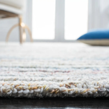 Safavieh Southampton 4'-0" x 6'-0" Rug in Pink / Blue