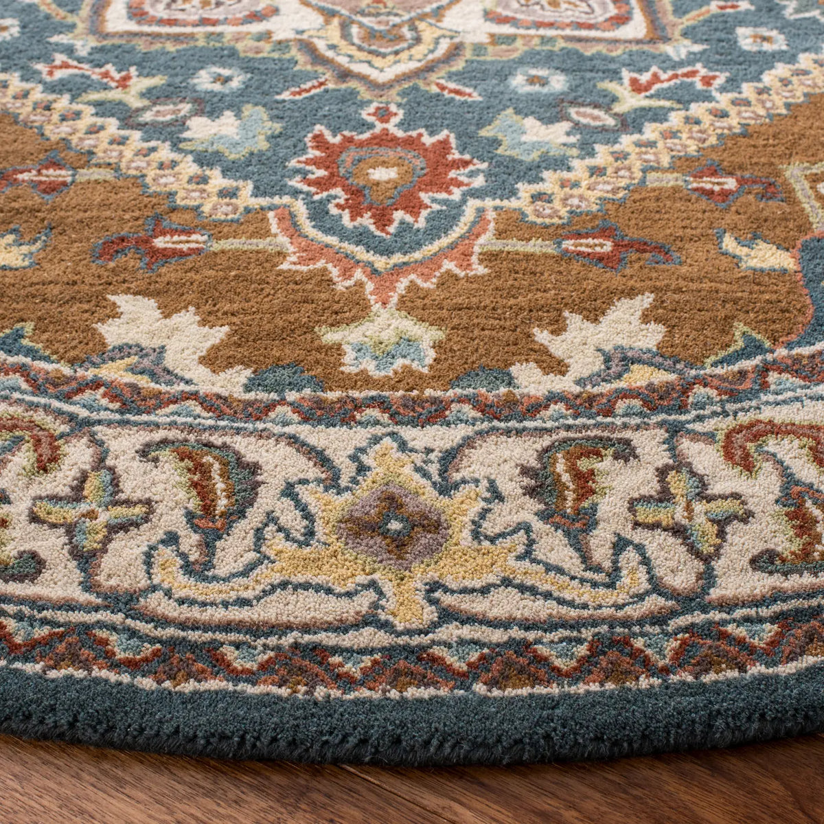 Safavieh Heritage 6'-0" x 6'-0" Rug in Dark Green / Brown