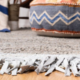 Safavieh Vintage Leather 4'-0" x 6'-0" Rug in Light Grey / Taupe