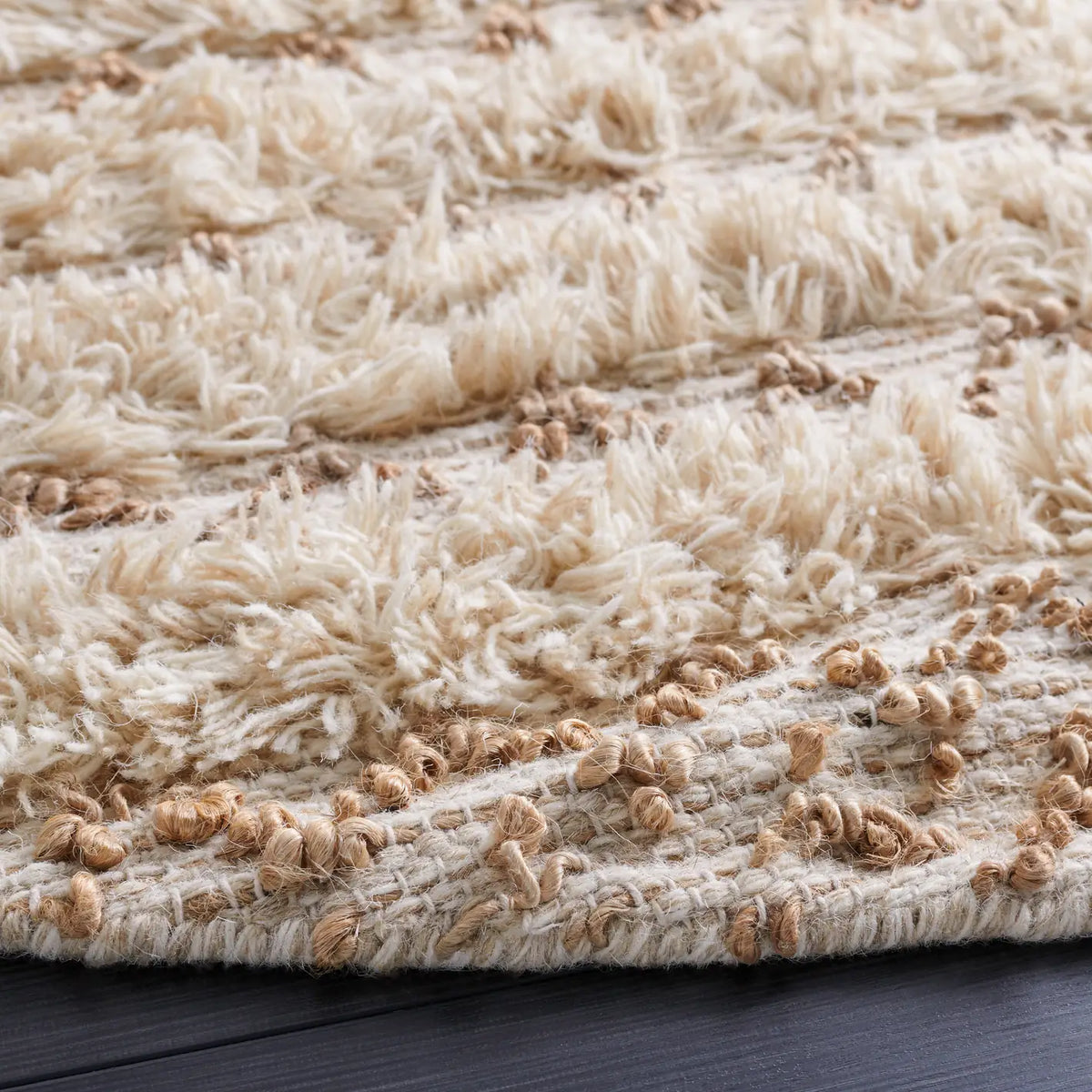 Safavieh Natura 6'-0" x 6'-0" Rug in Beige / Natural