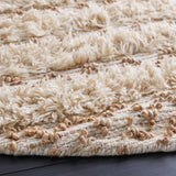 Safavieh Natura 6'-0" x 6'-0" Rug in Beige / Natural