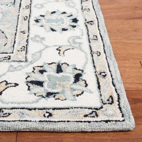 Safavieh Micro-Loop 5'-0" x 8'-0" Rug in Grey / Ivory