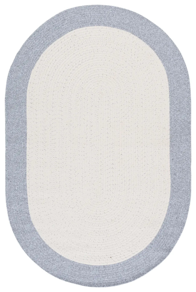 Safavieh Braided 4'-0" x 6'-0" Rug in Ivory / Grey