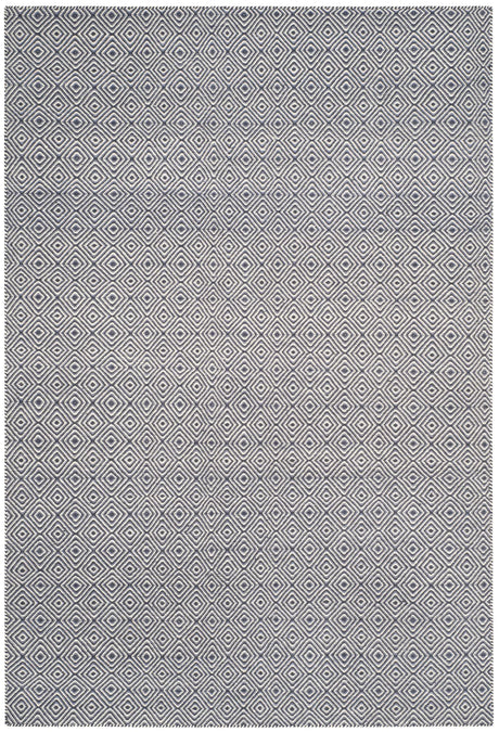 Safavieh Oasis 6'-0" x 9'-0" Rug in Dark Grey / Ivory