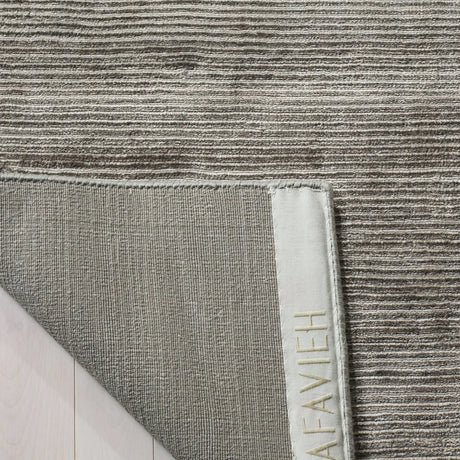 Safavieh Mirage 4'-0" x 6'-0" Rug in Graphite