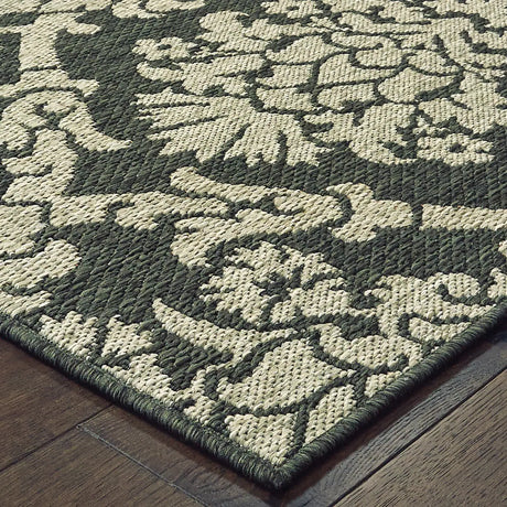 Oriental Weavers Latitude 8020K Grey/ Charcoal Rug - corner detail