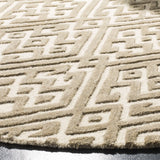 Safavieh Cambridge 6'-0" x 6'-0" Rug in Ivory / Grey