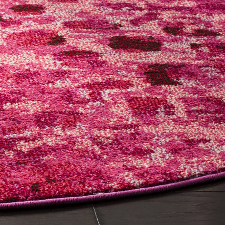 Safavieh Monaco 6'-7" x 6'-7" Rug in Fuchsia