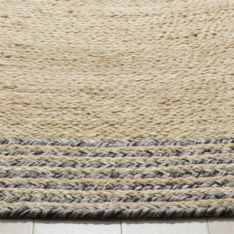 Safavieh Cape Cod 5'-0" x 5'-0" Rug in Ivory / Steel Grey