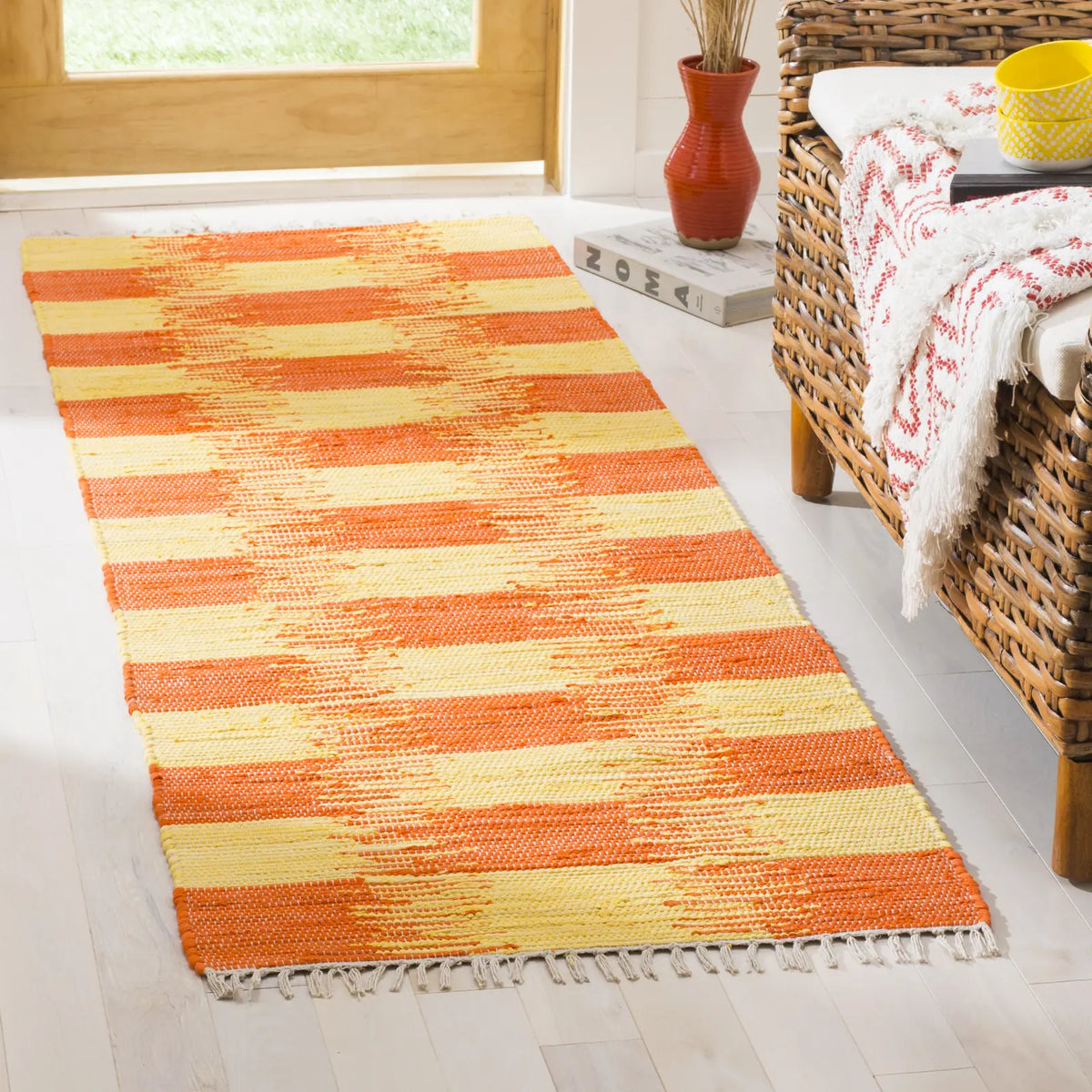 Safavieh Montauk 2'-3" x 7'-0" Rug in Yellow / Orange