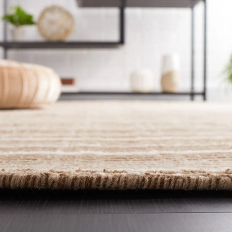 Safavieh Himalaya 5'-0" x 8'-0" Rug in Natural / Multi