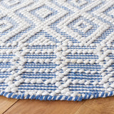 Safavieh Casablanca 6'-0" x 6'-0" Rug in Blue / Ivory