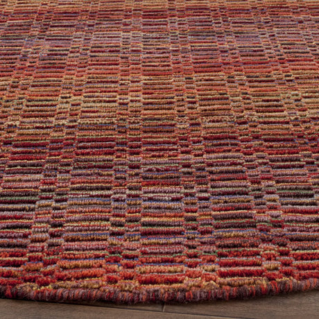 Safavieh Himalaya 6'-0" x 6'-0" Rug in Red / Multi