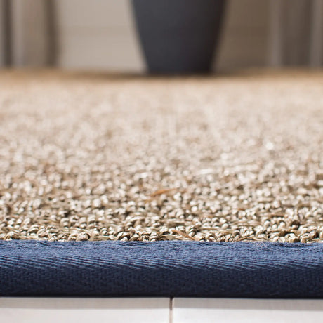 Safavieh Natural Fiber 4'-0" x 6'-0" Rug in Natural / Navy Blue