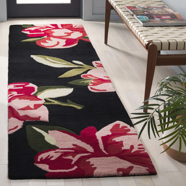 Safavieh Jardin 2'-3" x 8'-0" Rug in Black / Pink