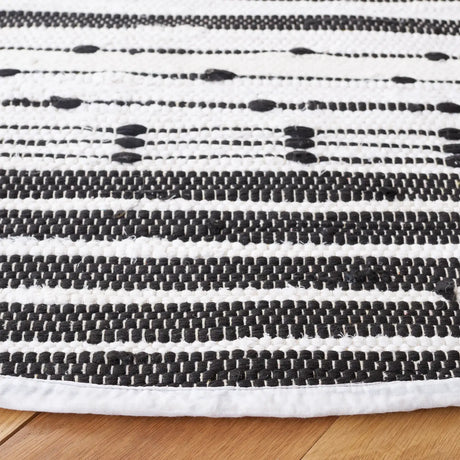 Safavieh Striped Kilim 6'-0" x 6'-0" Rug in Black / Ivory