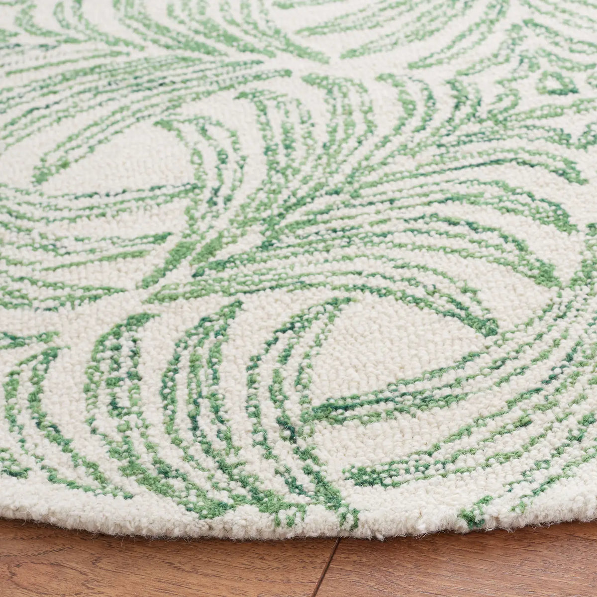 Safavieh Martha Stewart 300 6'-0" x 6'-0" Rug in Ivory / Green