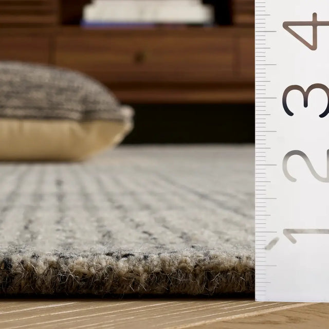 Safavieh Abstract 5'-0" x 8'-0" Rug in Grey / Ivory