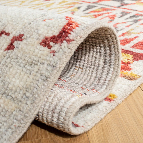 Safavieh Samarkand 10'-0" x 14'-0" Rug in Red / Ivory