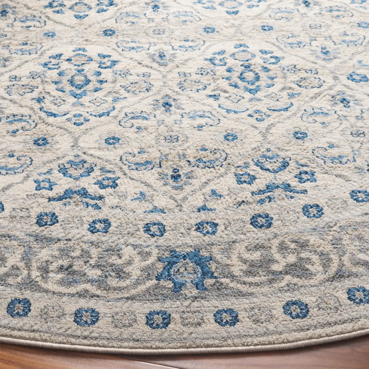 Safavieh Brentwood 6'-7" x 6'-7" Rug in Ivory / Blue