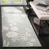 Safavieh Soho 2'-6" x 8'-0" Rug in Grey / Ivory