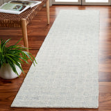 Safavieh Micro-Loop 2'-3" x 9'-0" Rug in Ivory / Grey