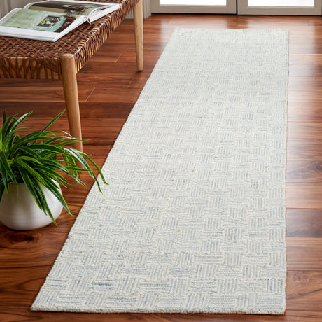 Safavieh Micro-Loop 2'-3" x 9'-0" Rug in Ivory / Grey
