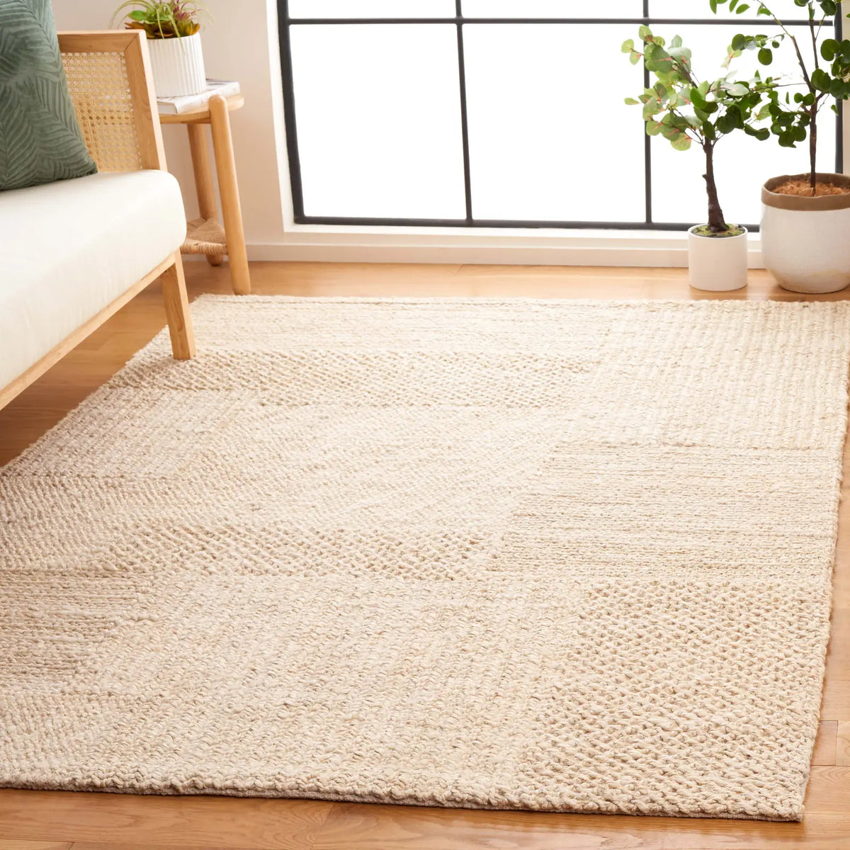 Safavieh Natural Fiber 4'-0" x 6'-0" Rug in Bleach / Ivory