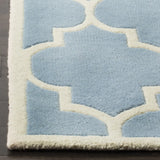 Safavieh Chatham 4'-0" x 6'-0" Rug in Blue / Ivory