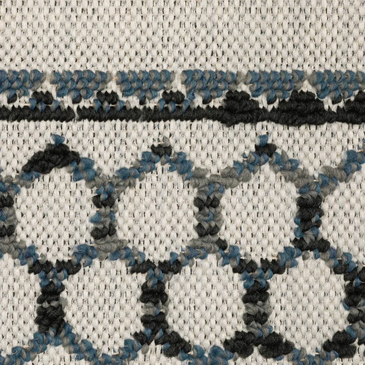 Oriental Weavers Torrey 005Y1 Beige/ Blue Rug - room scene 2