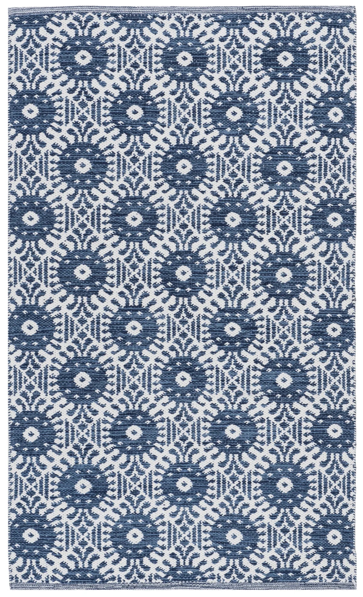 Safavieh Montauk 3'-0" x 5'-0" Rug in Navy / Ivory