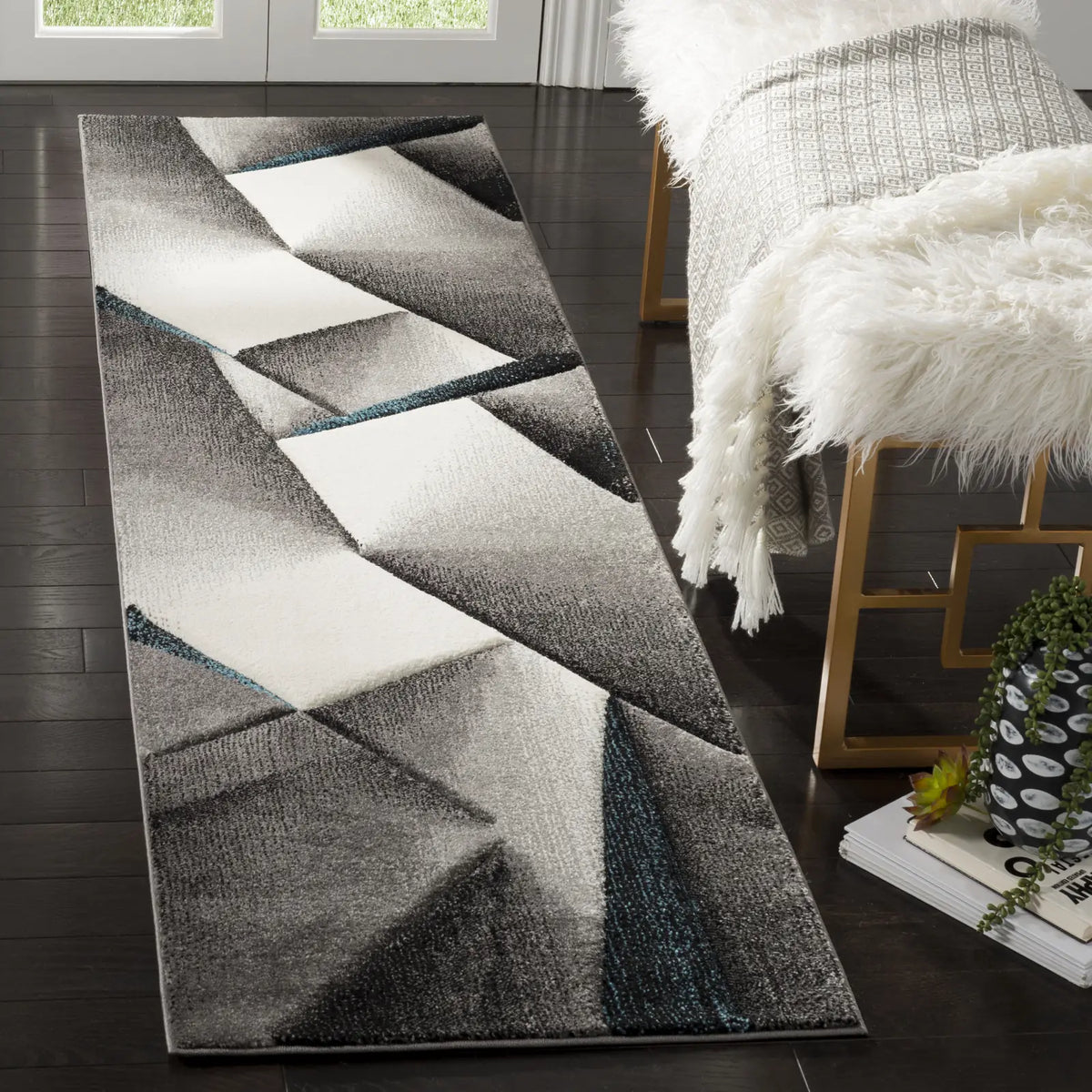Safavieh Hollywood 2'-3" x 8'-0" Rug in Grey / Teal