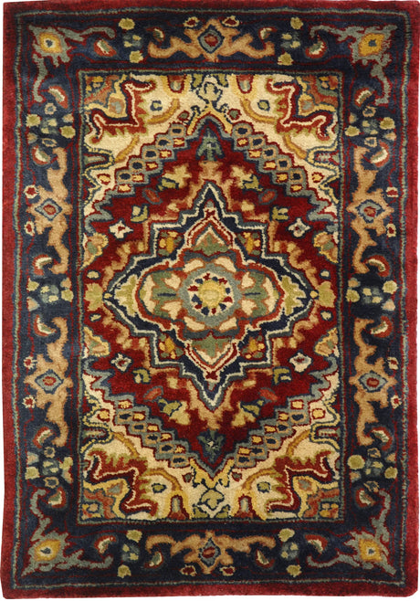 Safavieh Classic 2'-0" x 3'-0" Rug in Assorted / Red