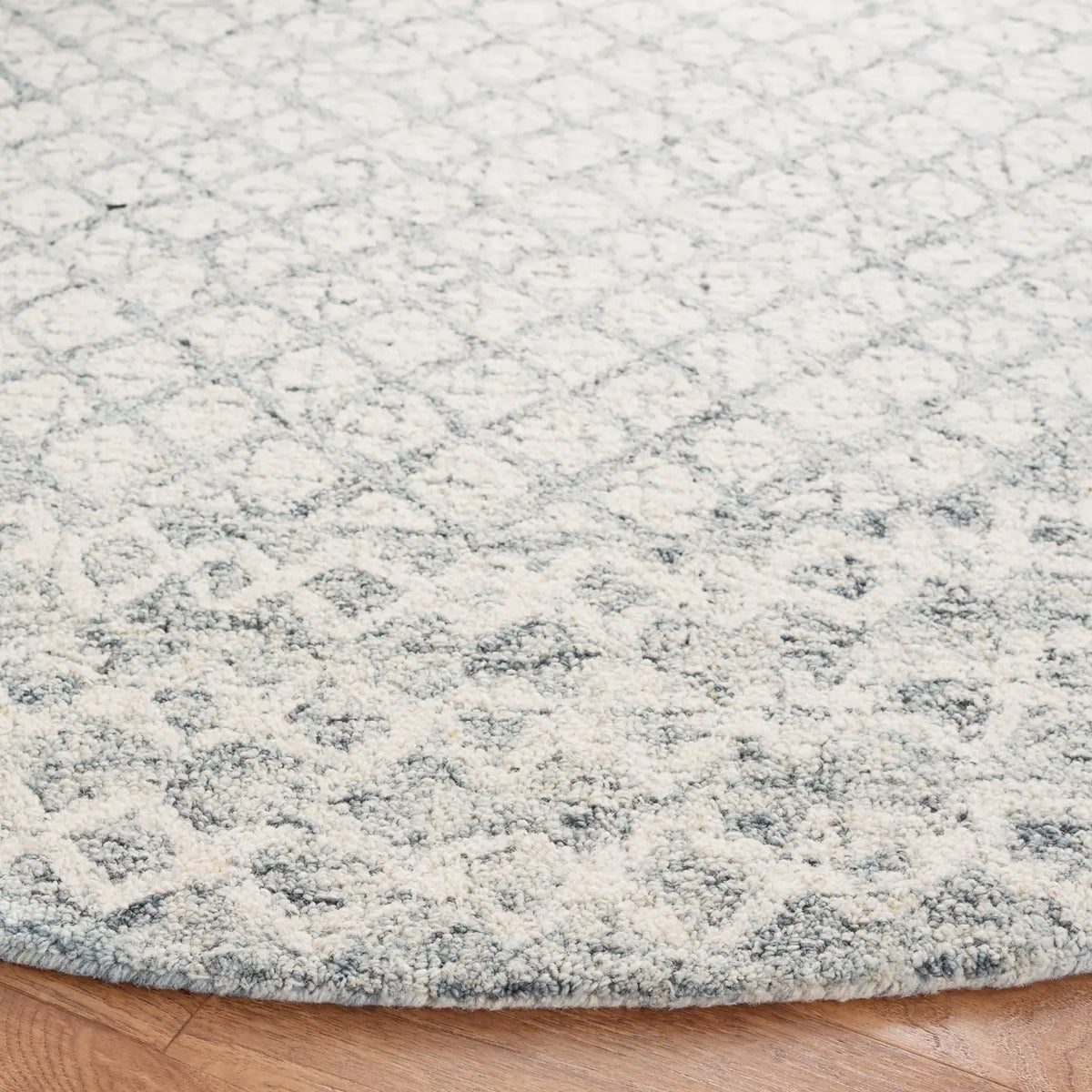 Safavieh Abstract 6'-0" x 6'-0" Rug in Grey / Ivory