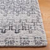 Safavieh Marquee 4'-0" x 6'-0" Rug in Grey / Ivory