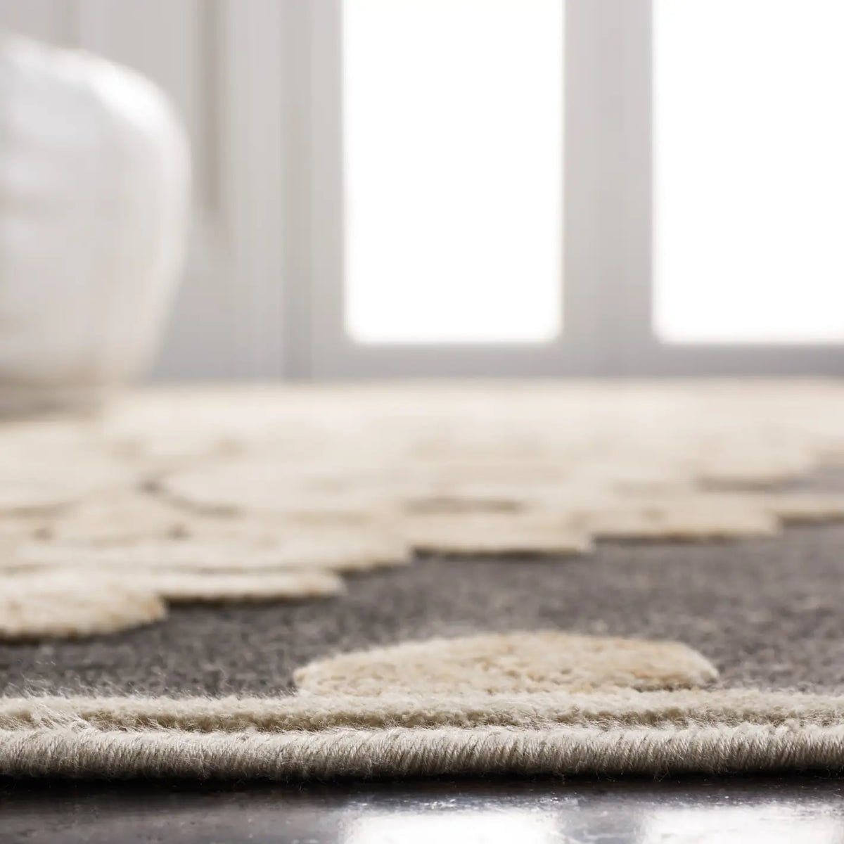 Safavieh Paradise 5'-3" x 7'-6" Rug in Stone