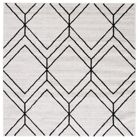 Safavieh Adirondack 6'-0" x 6'-0" Rug in Light Grey / Black