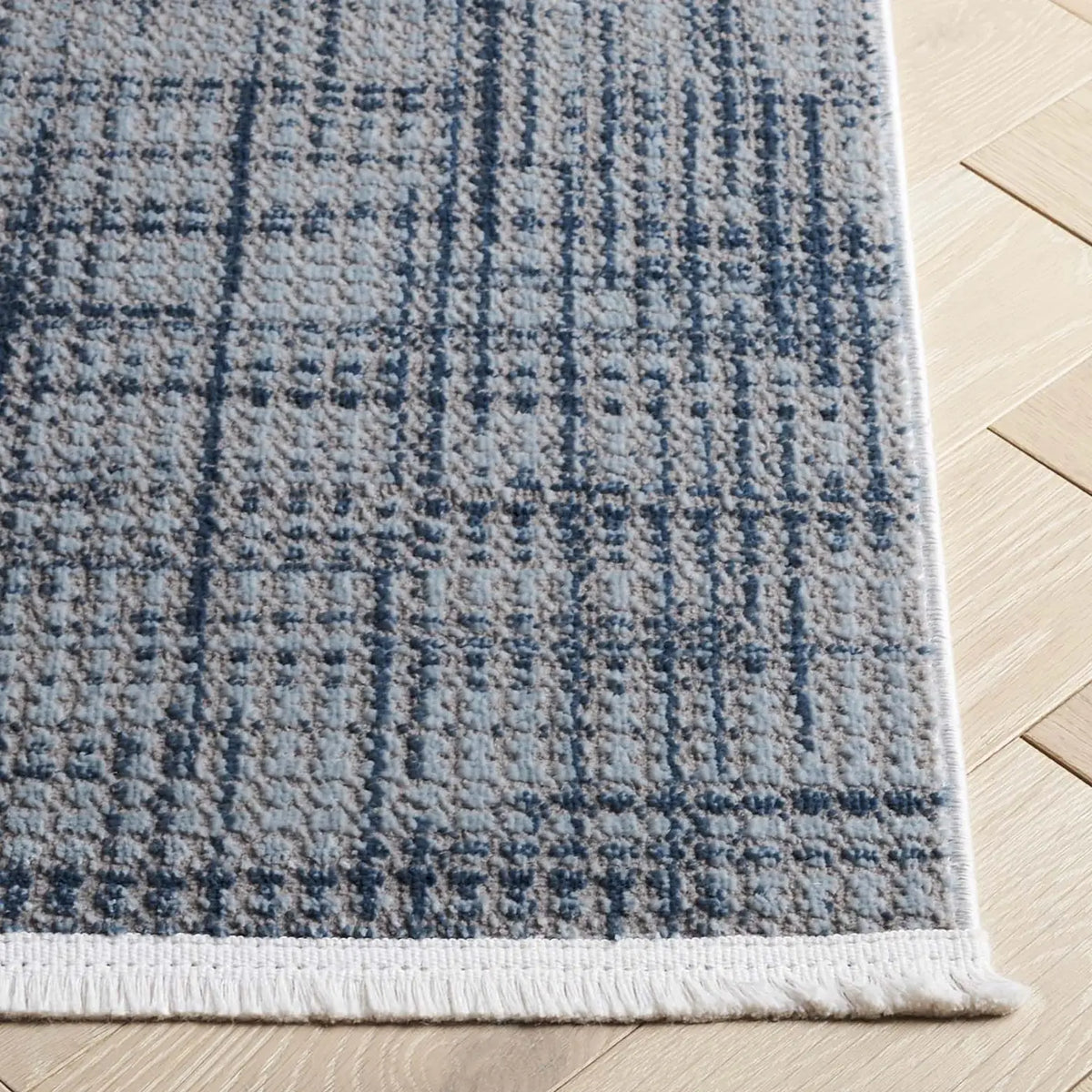 Safavieh Mila 4'-0" x 6'-0" Rug in Blue / Grey