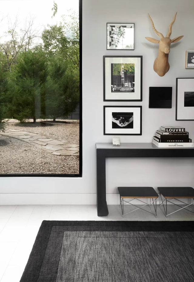 Loloi Hamilton Hm-01 Grey/Charcoal Rug - room scene 1