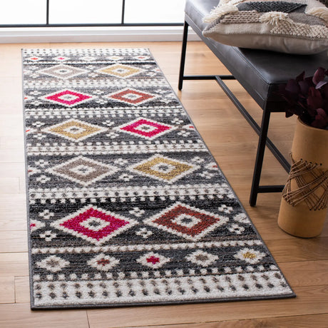 Safavieh Adirondack 2'-6" x 8'-0" Rug in Grey / Ivory